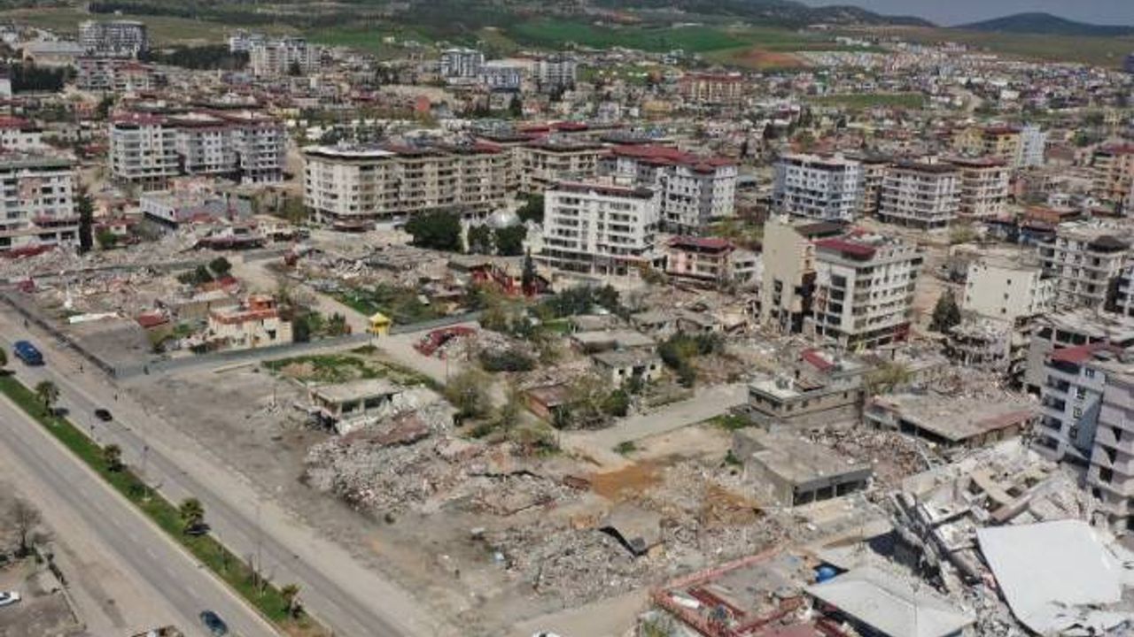 Acı tablo değişti! Depremlerde 5 bin kişinin yakınları tespit edilemedi