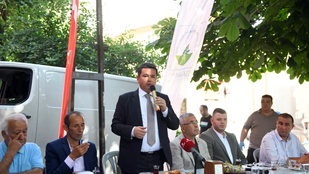 Bursa Osmangazi’de Başkan Aydın İvazpaşalılarla buluştu... Osmangazi'de kentsel dönüşüm ve hizmet atağı