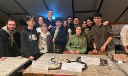 Bursalı liseliler Hollanda'da Türk kültürünü tanıtıyor