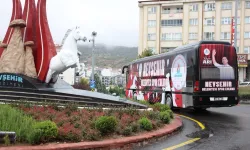 Başkan Rasim Arı, Nevşehir Belediyesi SK otobüsünü kullandı