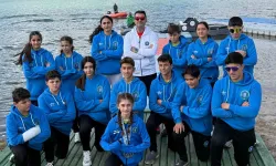 Bursa Büyükşehir Belediyesporlu kanoculardan 2 madalya