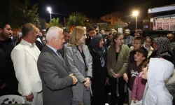 Bursa Gürsu'dan Başkan Bozbey'e havai fişeklerle karşılama