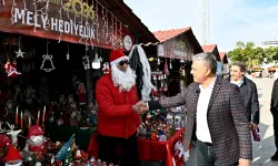 Antalya'da Başka Uysal'dan Yeni Yıl Çarşısı'na ziyaret