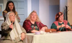 Bursa İnegöl'de 'Kadın Sığınağı'na gala gösterisi