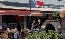 İstanbul Şile'de CHP önünde 'kızıma küfür ettiler' diye bağıran kişi gözaltına alındı