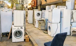 İzmit Kanlıbağ'da spotçuların kaldırım işgaline mühürleme