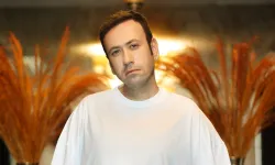 Murat Dalkılıç'tan yılın sürprizi! Sahne ve medya Özgür Aras'a emanet