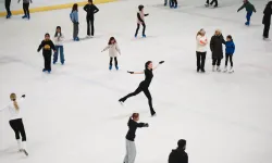 Ankara'da BelPA buz pateni tesisine yoğun ilgi