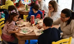 Balıkesir'de yarıyıl etkinlikleri çocukların yüzünü güldürdü