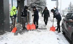 Bielcik Bozüyük'te karla mücadele çalışmaları başladı