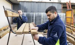 İzmir'in sihirli elleri kent için üretiyor