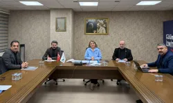 Kocaeli İzmit'te gençlik ve spor çalışmaları masaya yatırıldı