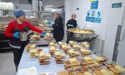 Ordu aşevi her gün 1000 vatandaşa sıcak yemek ulaştırıyor