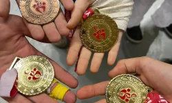 Balıkesir Büyükşehir'in sporcuları madalyaları topladı