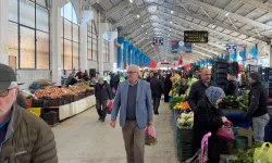 Düzce'de Ramazanın ilk gününde pazar yoğunluğu