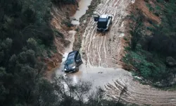 İzmir Yamanlar'da sağanak sonrası kurtarma operasyonu