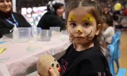 'Okula Bi' Mola', İzmit'te salona sığmadı