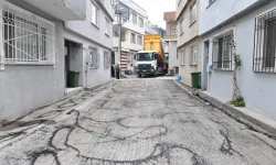 Bursa Osmangazi'de sokaklardaki yollar yenileniyor