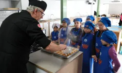 Bursa Yıldırım'da Ramazan tatlıları minik şeflerden