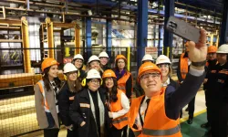 Bursa'da Başkan Bozbey'den kadın emekçilere anlamlı ziyaret