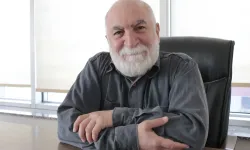 Gazeteci Mustafa Özke, Adana'yı eserleriyle dünyaya tanıtıyor