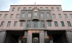 İran'dan ateşlenen Gaziantep'e giren füzeye imha!