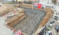 Malatya'da Turgut Özal Gençlik Merkezi'nin temeli atıldı