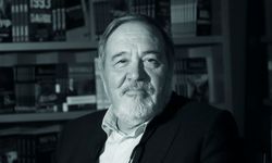 Bir Millet Hafızasını Kaybetti