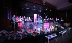 Bursa İnegöl'de edebiyat ve musiki aynı sahnede buluştu