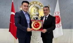 Düzce'de gazetecilerden Başsavcı Emre'ye ziyaret