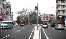 İzmir Buca'da asfalt seferberliği