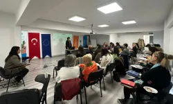 İzmir Konak'ta 'Yarının Yetişkinleri' Çalıştayı