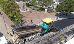 İzmir'de Girne Bulvarı yenileniyor