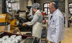 İzmir'de otizmli gençlere barista eğitimi desteği