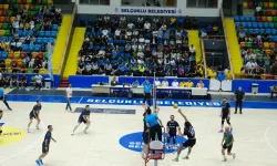 Konya'da ilçeler arası voleybol heyecanı başladı