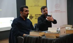 Sakarya'da Ofis Sanat Merkezi'nde Edip Cansever söyleşisi
