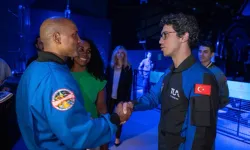 Türk astronot Atasever'den nostaljik ve hedef mesajlı paylaşım