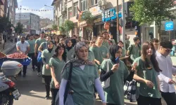 Edirne Keşan'da Hemşireler Haftası'na geleceğin hemşirelerinden kutlama