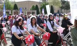 Kayseri'de 'çiçek' annelerden bisiklet turu
