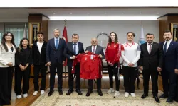 Kayserili gençlerden Büyükşehir'e ziyaret