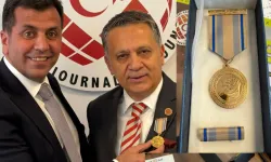 KGK Genel Başkanı Dim'e büyük onur...Azerbaycan'dan Karabağ sürecindeki katkıya madalya