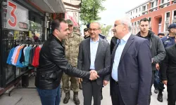 Malatya'da deprem sonrası yerinde Başkan Er'den 'geçmiş olsun' ziyareti