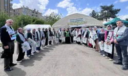 Mardin'de başörtüsü takmaya başlayan öğrencilere anlamlı destek