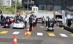 Öğrencilere uygulamalı trafik eğitimi
