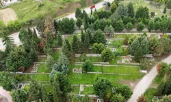 Sakarya'da mezarlıklarda bayram hazırlığı