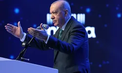 Erdoğan: Rakiplerimiz koltuk kavgasında, biz Türkiye'yi geleceğe hazırlıyoruz