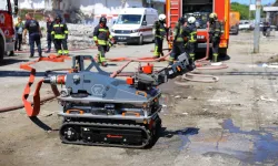 Samsun İtfaiyesi 'Alevkıran' robotuyla güçleniyor