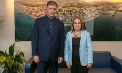 Başkan Tugay Güzelbahçe'de esnaf ve vatandaşlarla buluştu