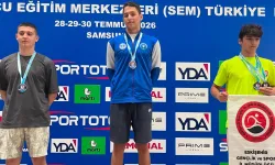 Büyükşehir Belediyesporlu yüzücülerden 3 madalya