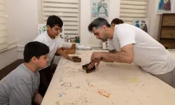 İzmir'de 100 yıllık kalıplar yeniden iz bırakıyor